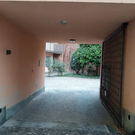 Casa Bugia Nen Alba (Piedmont)